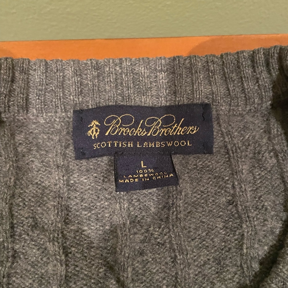 Brooks Brothers gray crew neck